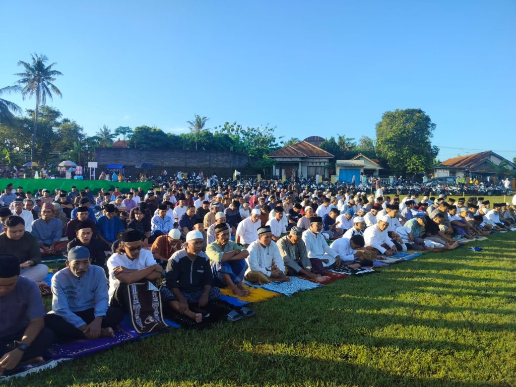 PRM Tritih Kulon Gelar Sholat Idul Adha 1446 H di Lapangan Krida Utama Cilacap