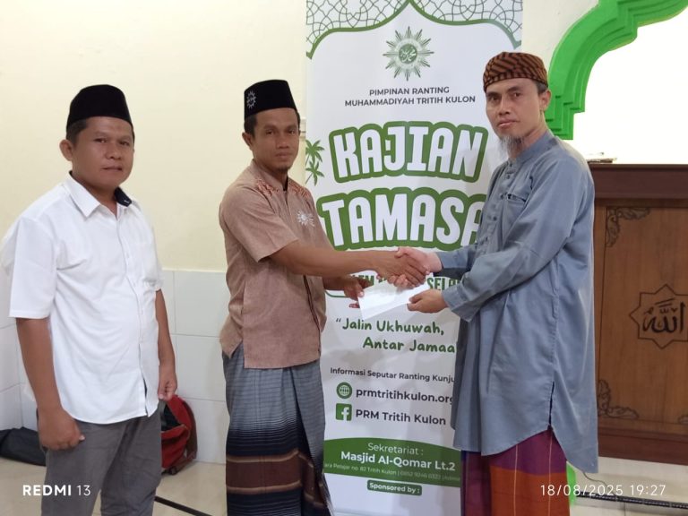 PRM Tritih Kulon bantu Panti Asuhan Muhammadiyah